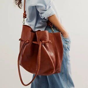 FREE PEOPLE Head Over Heels Tote / Shoulder Bag In Cognac NWT